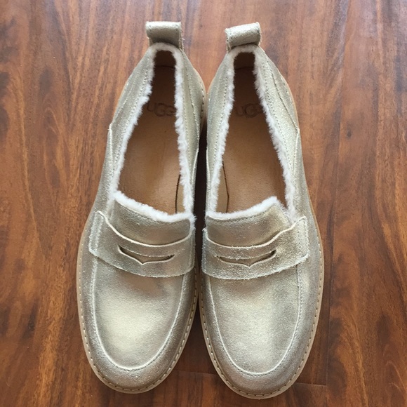 UGG Atwater Metallic Wedge Loafer - Picture 2 of 8